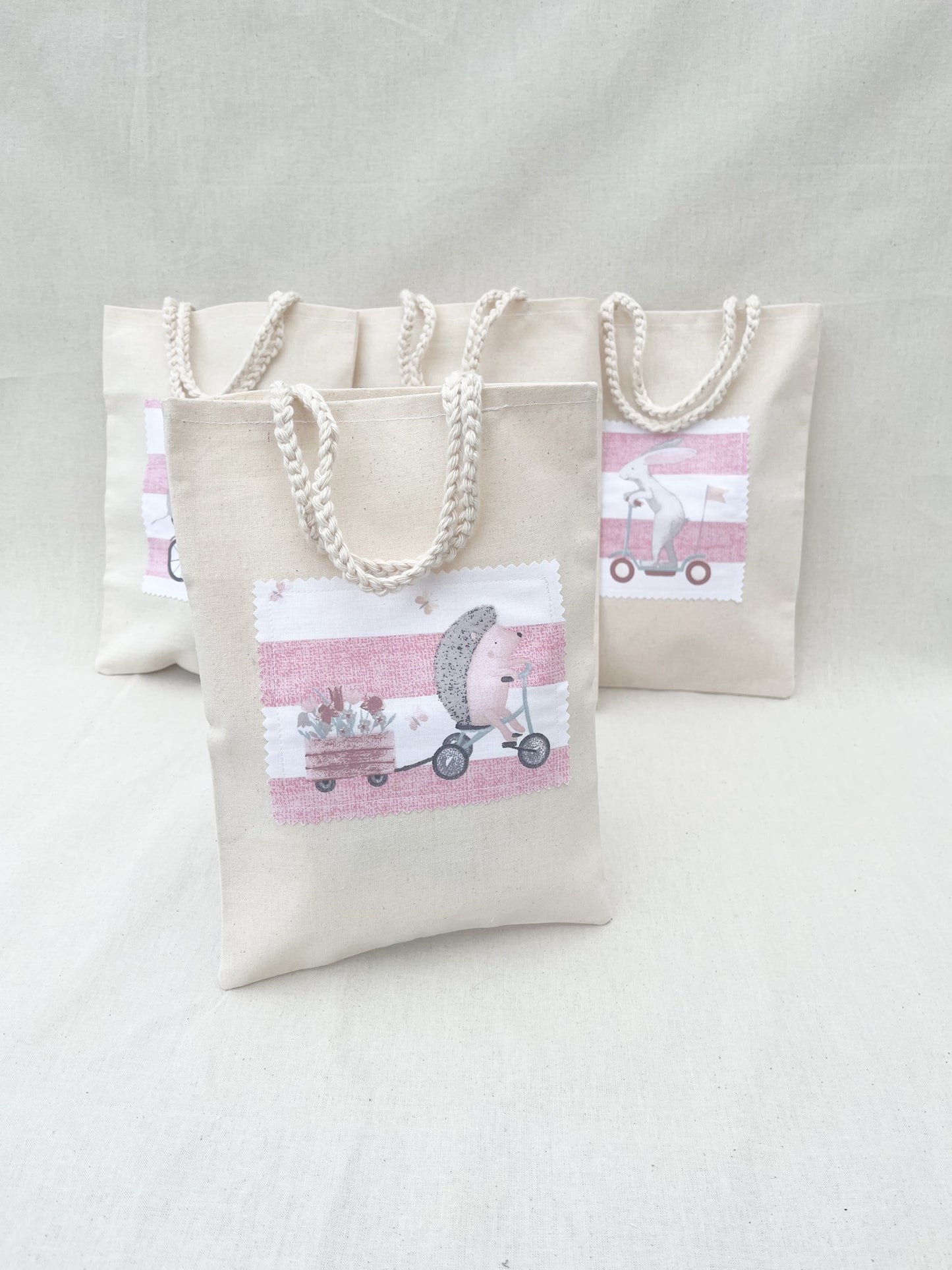 Eco-Friendly Party Bags / Animals on Vehicles