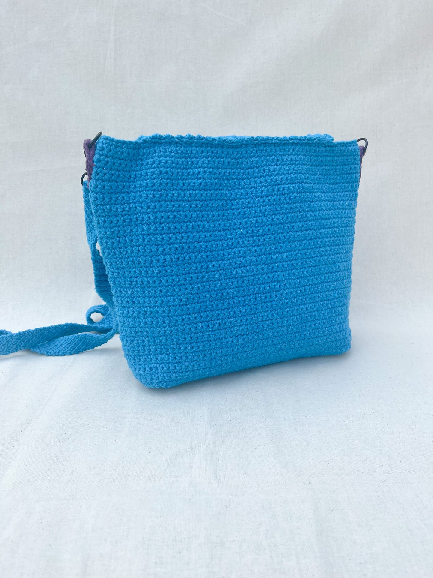 Rose Hand Crochet Crossbody Bag /Blue