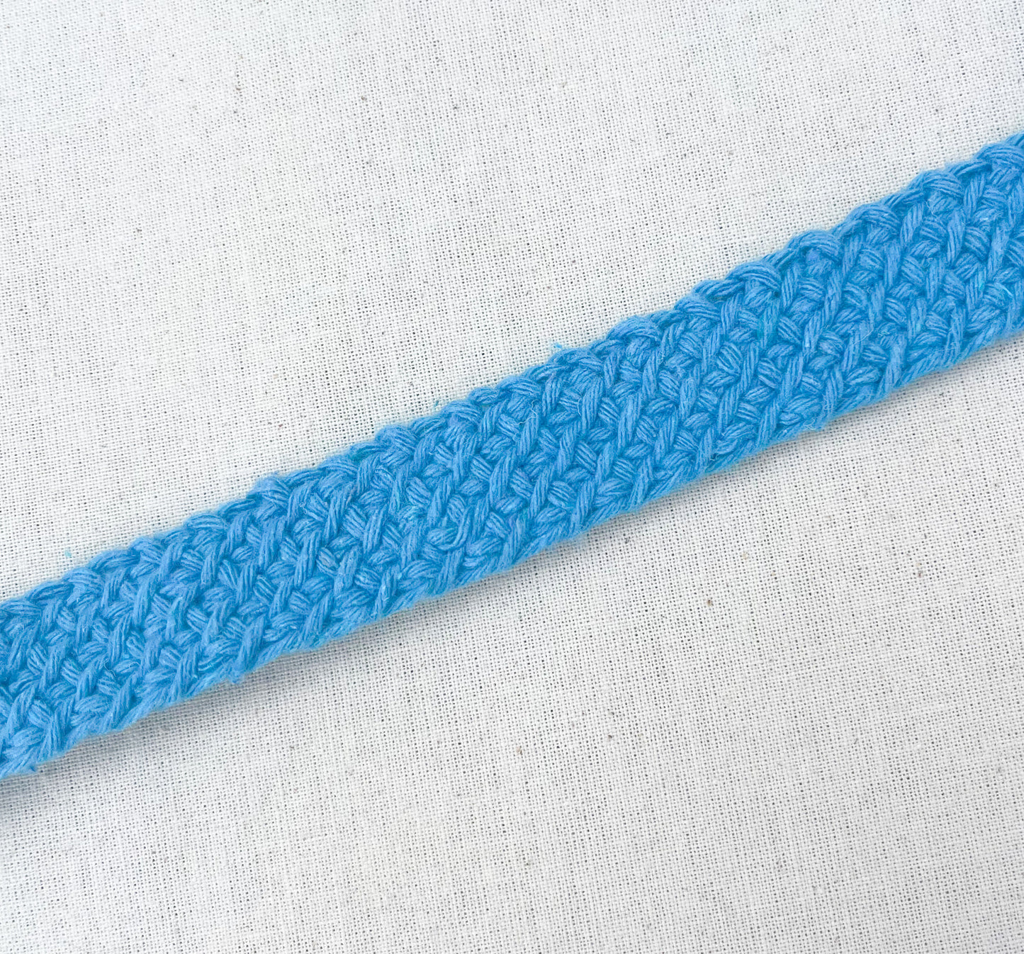 Rose Hand Crochet Crossbody Bag /Blue
