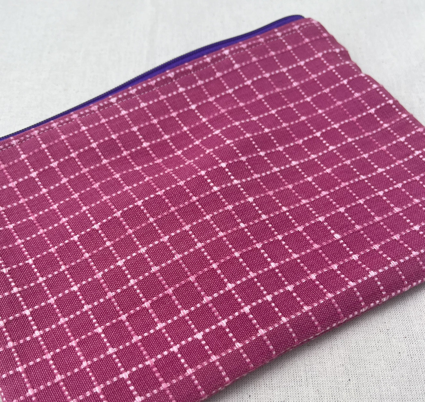 Bow Detailed Makeup Bags / Pink