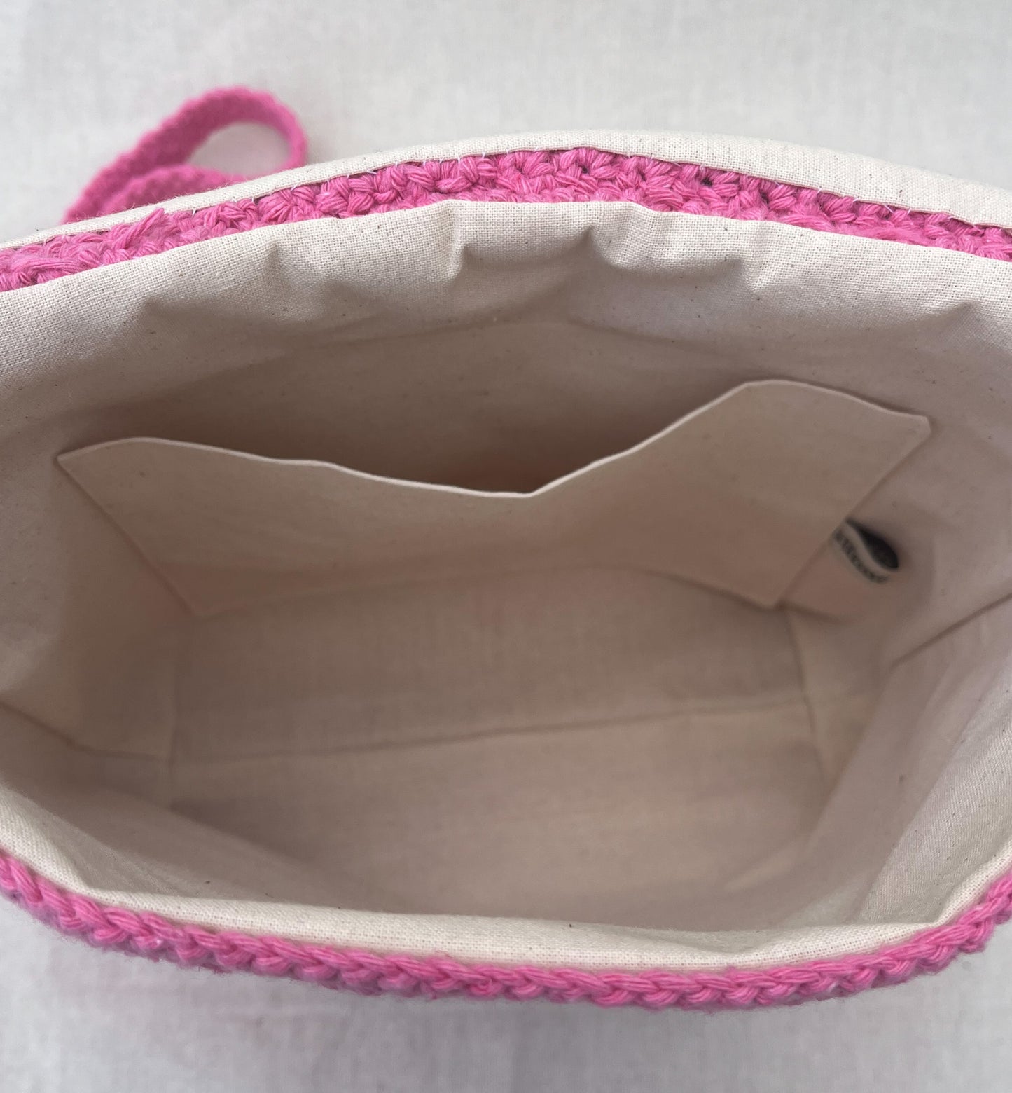 Rose Hand Crochet Crossbody Bag / Pink
