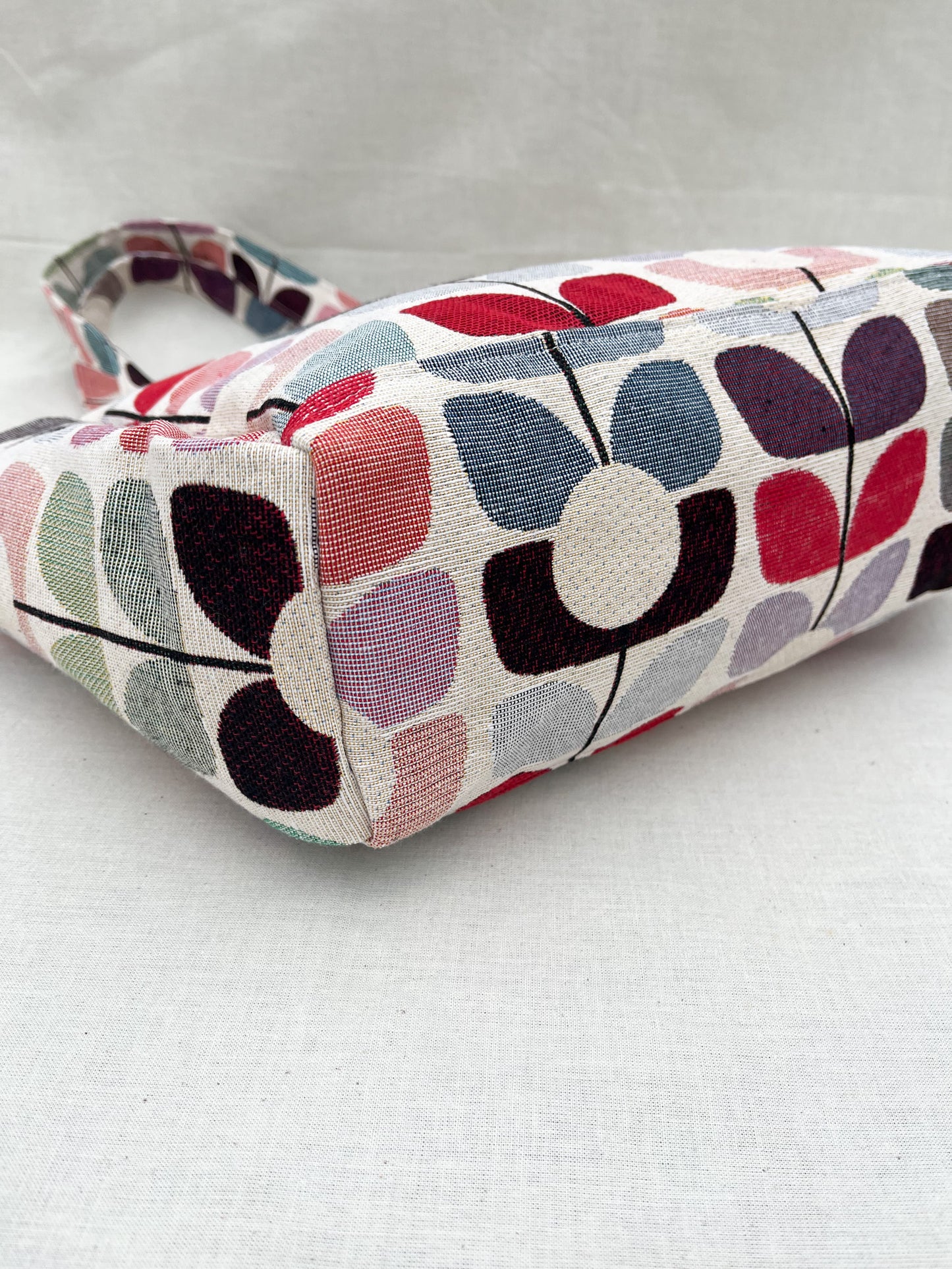 Canvas Side Pocket Tote Bag / Flowers