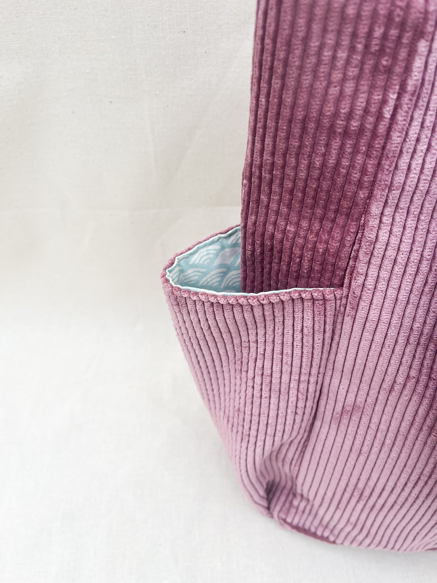 Corduroy Side Pocket Tote Bag / Plum