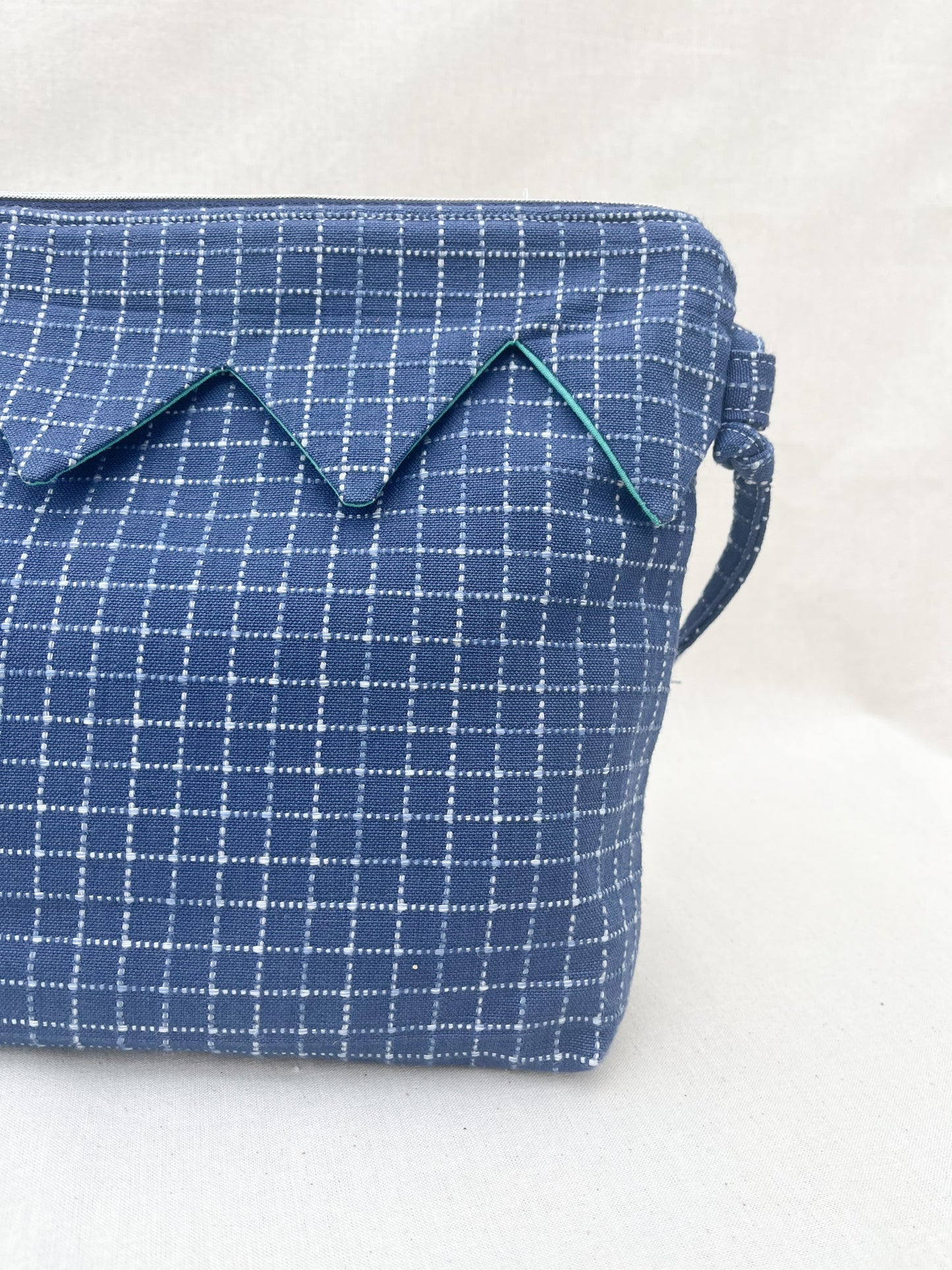 Zigzag Crossbody Bag / Blue