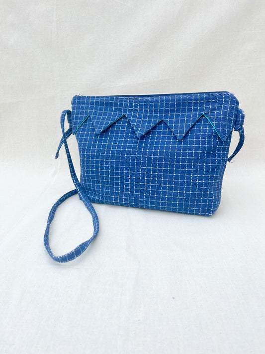 Zigzag Crossbody Bag / Blue