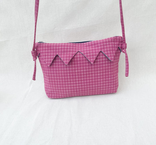 Zigzag Crossbody Bag / Pink